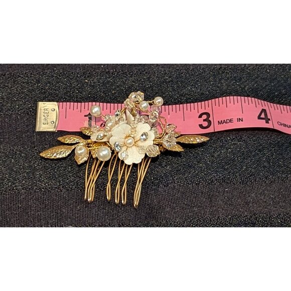 Gold Tone Hair Comb With Faux Pearl & Rhinestone Flower Bridal Accessory 3" - Picture 2 of 3